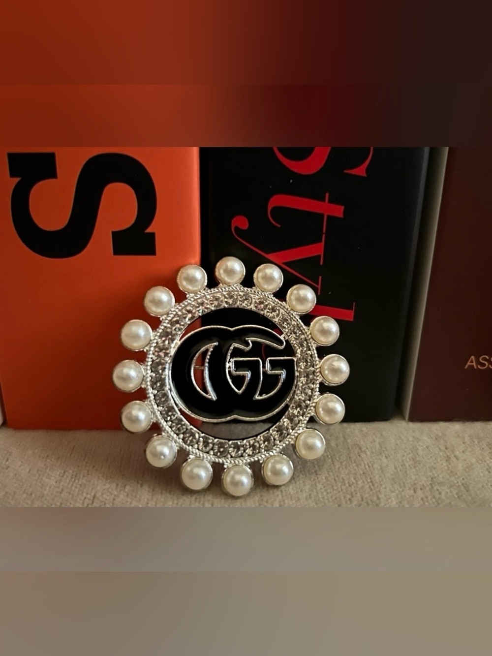 🩶 NEW 🩶 Gorgeous Luxury Fashion Brooch 🩶